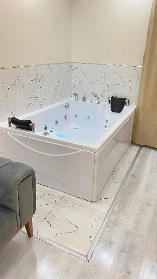 Nebula Rezidans Istanbul - Jakuzili Apartment